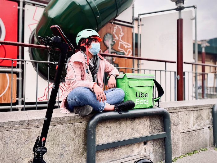 uber eats food delivery person in Boisbriand, QC